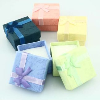 Lahjarasia, Sormuksille